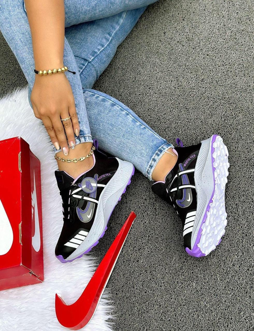 Tenis Nike Reflectivo