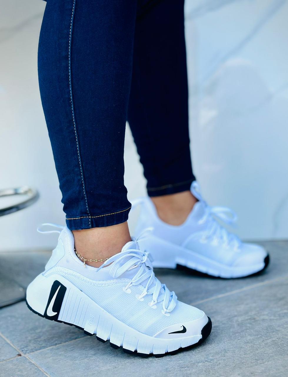 Tenis Nike Free Metcon