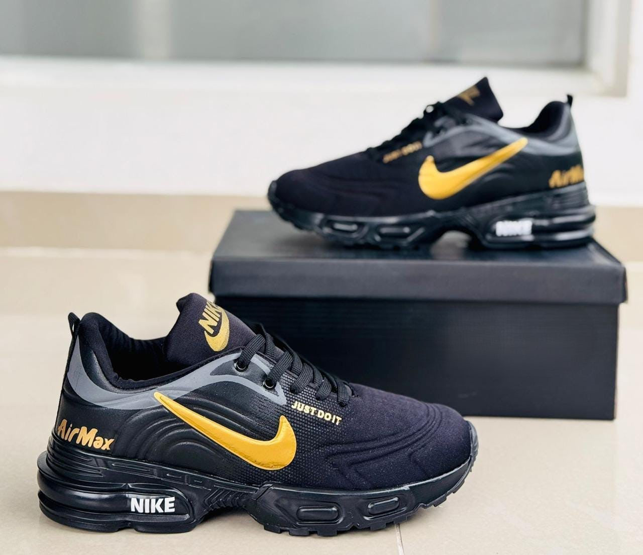 Tenis Nike Air Max Válvula