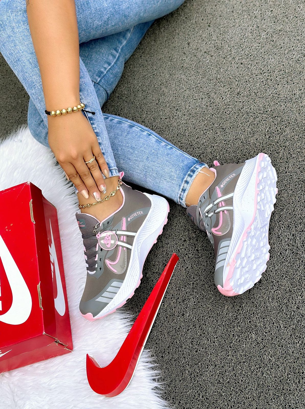 Tenis Nike Reflectivo